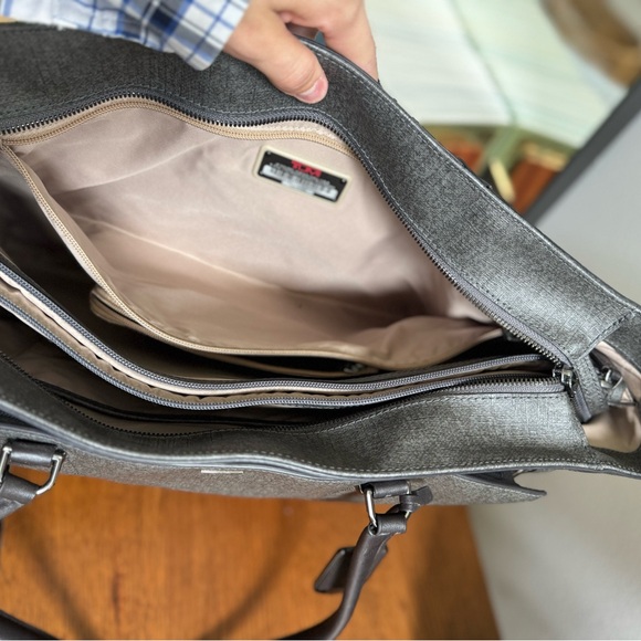 Tumi Sinclaire Business Tote - Picture 11 of 13